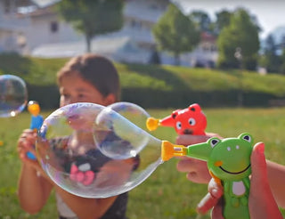 BUBBLE GUN - FROG / BEAR