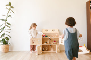 VICTORIAN DOLLHOUSE