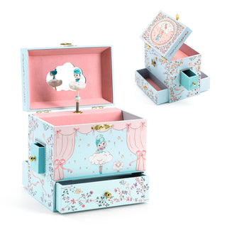 BALLERINA ON STAGE MUSIC BOX