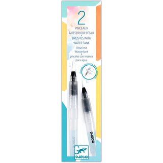 2 BRUSHES WITH WATER TANK