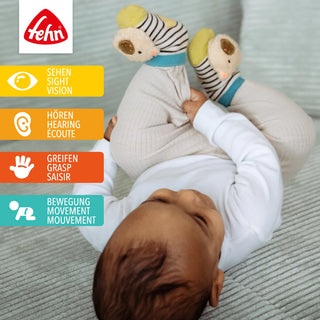 RATTLE SOCKS