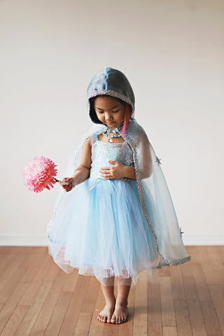 SNOW QUEEN CAPE