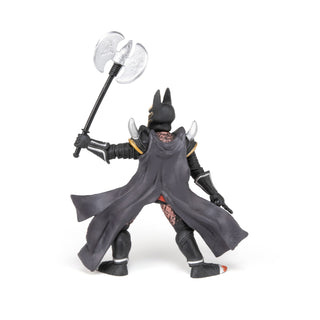 KNIGHT WITH A TRIPLE BATTLE AXE