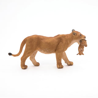 LIONESS WITH CUB