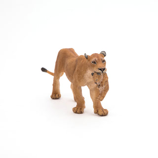 LIONESS WITH CUB