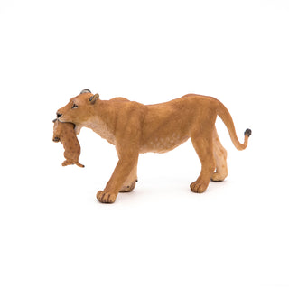 LIONESS WITH CUB