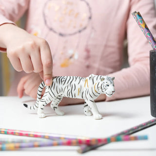 WHITE TIGER