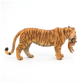 TIGRESS WITH CUB