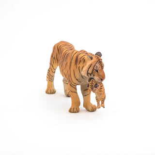 TIGRESS WITH CUB