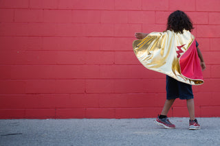 REVERSIBLE WONDER CAPE