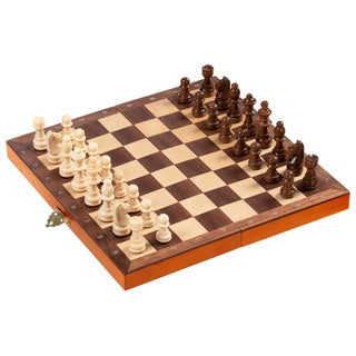 MAGNETIC CHESS IN HINGED CASE