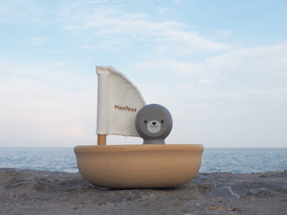 SAILING BOAT-SEAL