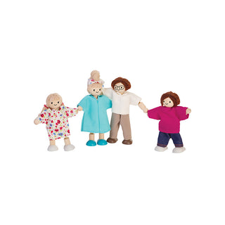 DOLL FAMILY