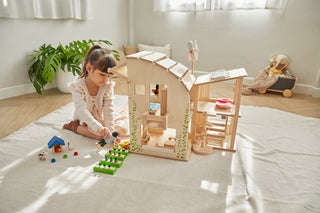 GREEN DOLLHOUSE WITH FURNITURE