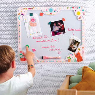 MAGNETIC BOARD