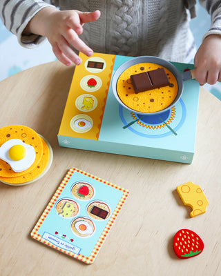 GAELLE AND TITOUAN CREPE