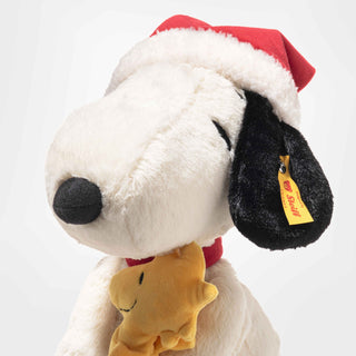 SNOOPY CHRISTMAS WITH WOODSTOCK IN SANTA HAT